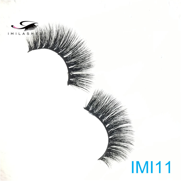 mink fur eyelash extensions.jpg